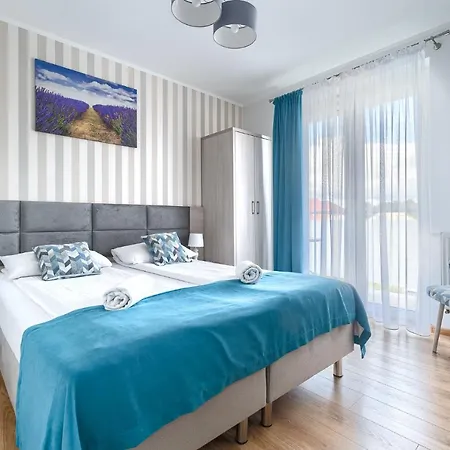 Couette-café Atlantis 3*