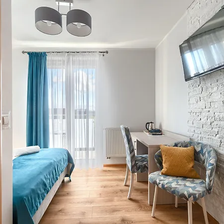 ベッド・アンド・ブレックファスト Atlantis 3*